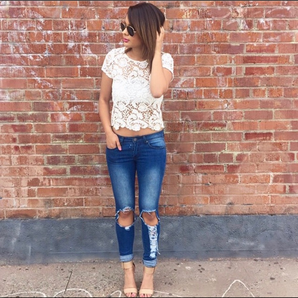 White lace Crop Top